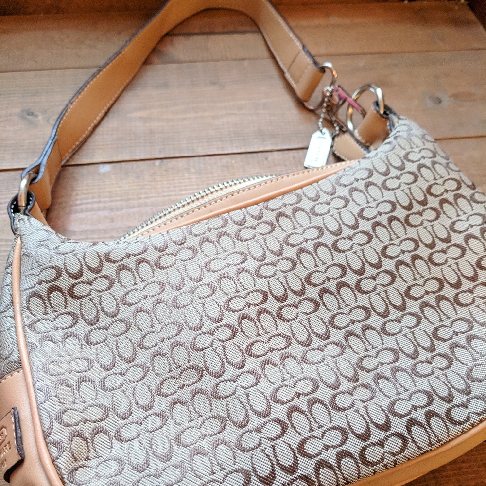 Coach purse - great condition!